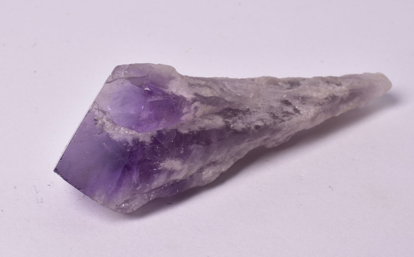 DOG TOOTH AMETHYST POINT P460