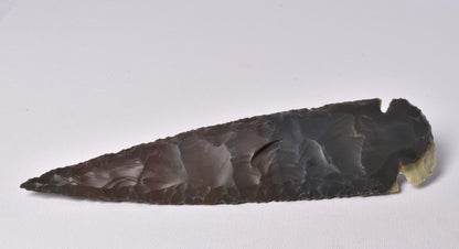 AGATE CARVED ARROW HEAD 18.5 CM P209