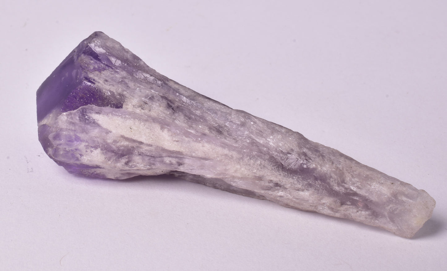 DOG TOOTH AMETHYST POINT P460