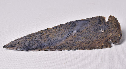 AGATE CARVED ARROW HEAD 13 CM P517