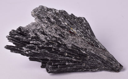 BLACK KYANITE, NATURAL FORM M49