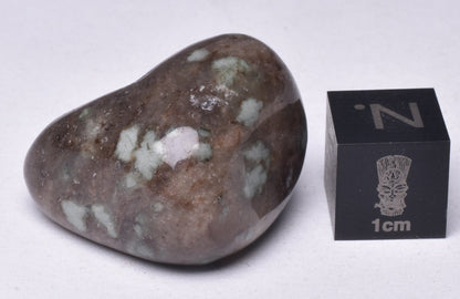 NUNDOORITE CRYSTAL TUMBLE P57