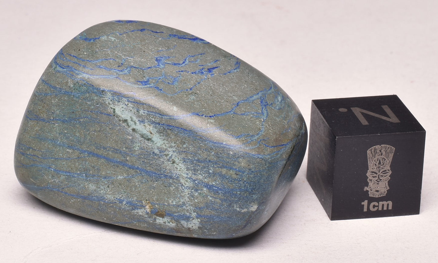 SHATTUKITE CRYSTAL TUMBLE 2.5cm P2015