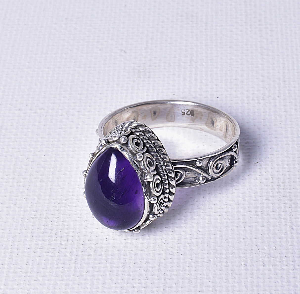 AMETHYST RING with ORNATE STERLING SILVER BAND, size 8/P J65