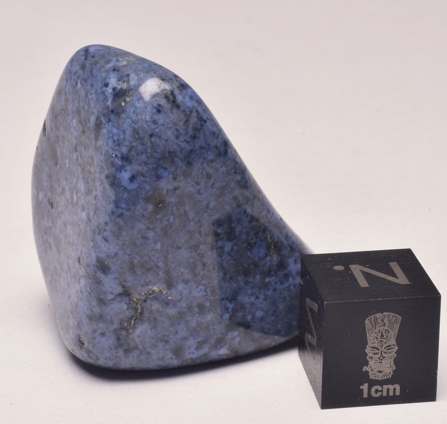 DUMORTIERITE POLISHED TUMBLE P2017
