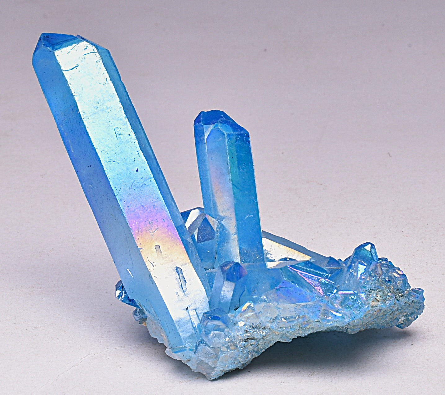 BLUE TITANIUM AURA QUARTZ POINT CLUSTER P995
