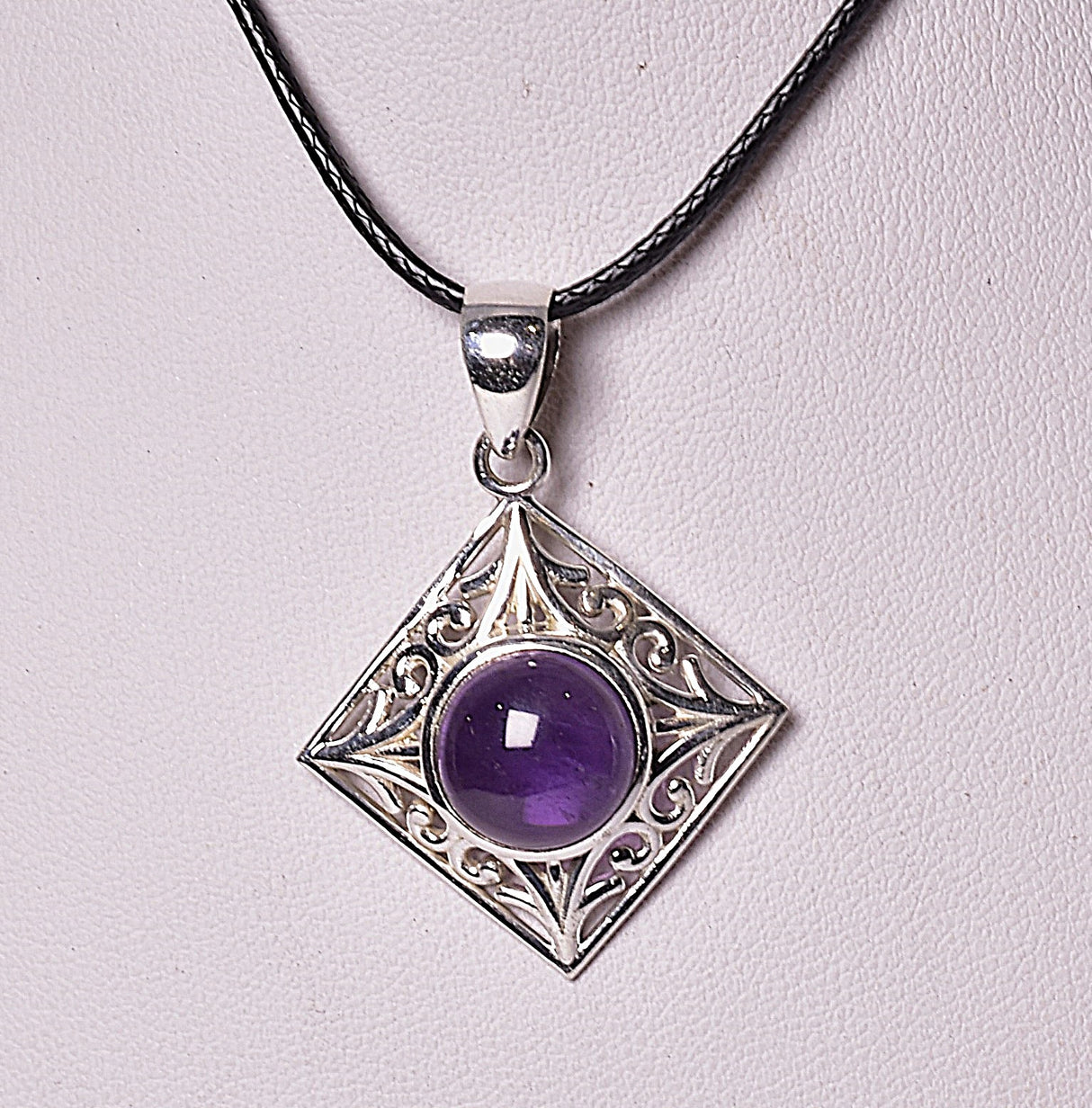 AMETHYST CRYSTAL PENDANT set in STERLING SILVER J227