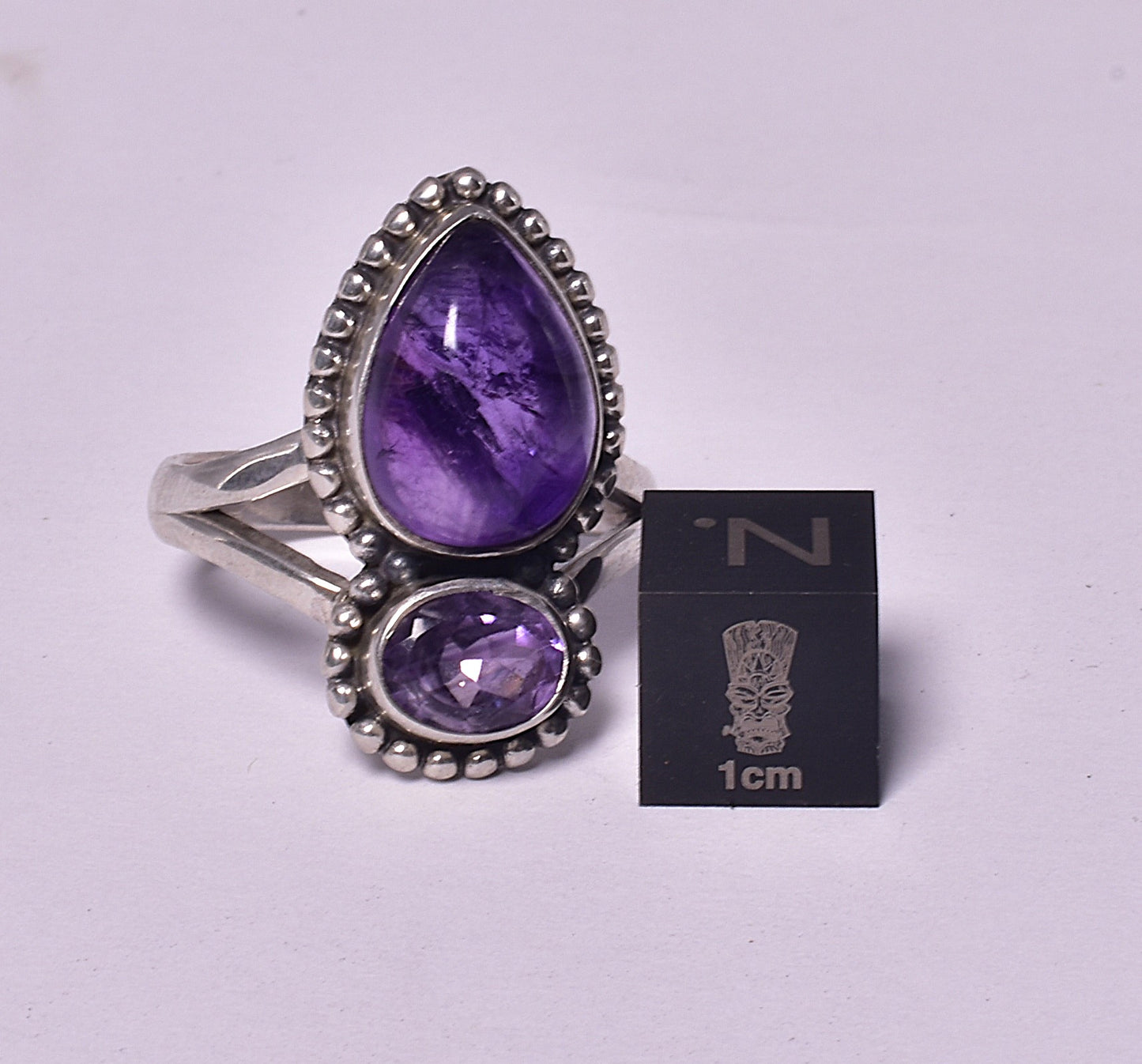 AMETHYST RING set in STERLING SILVER BAND, SIZE T/10 J137