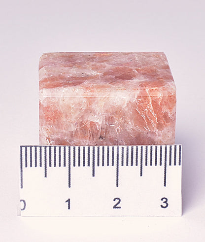 SUNSTONE POLISHED CUBE P2044