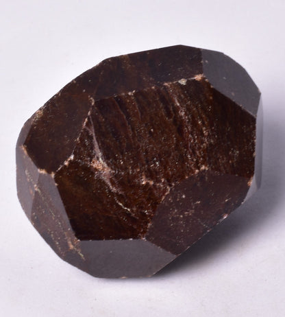 GARNET in NATURAL FORM FROM INDIA P322