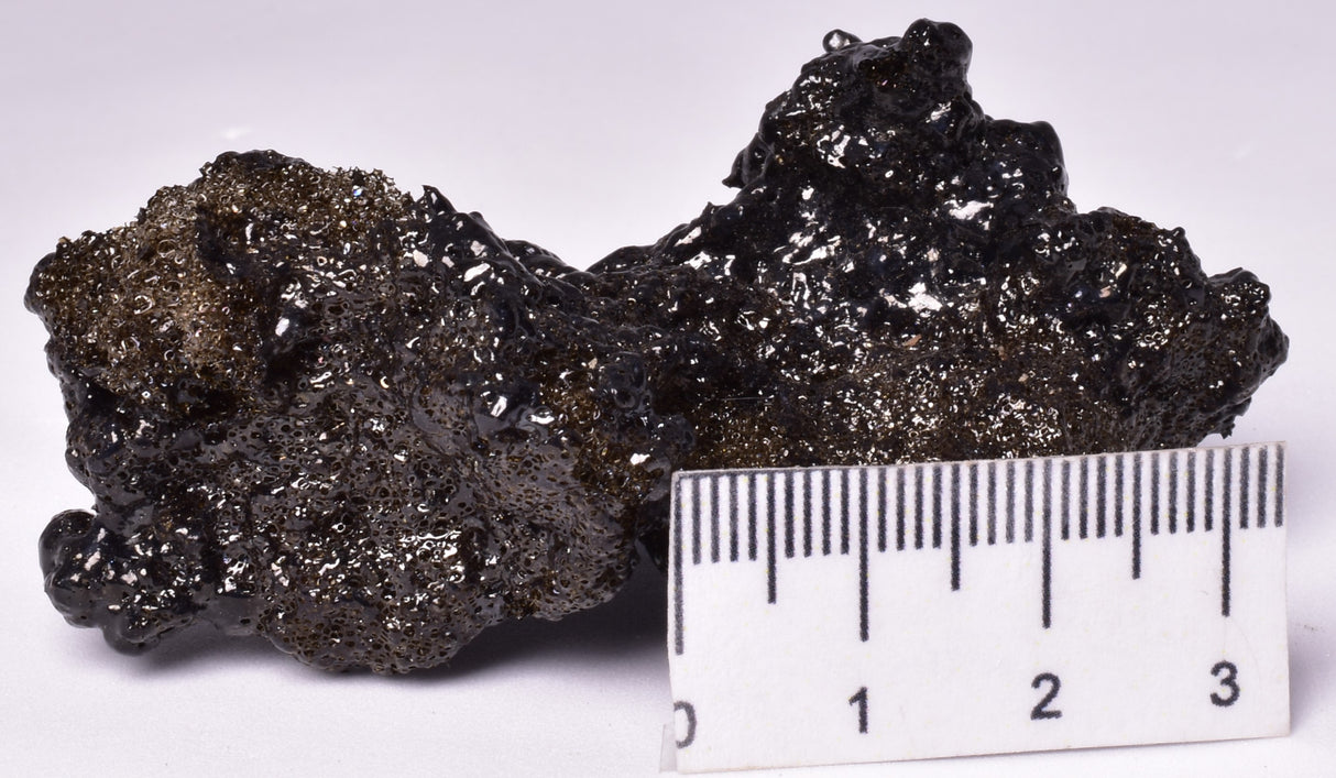 RETICULITE, VOLCANIC TEPHRA, KILAUEA VOLCANO 2018, HAWAII V06