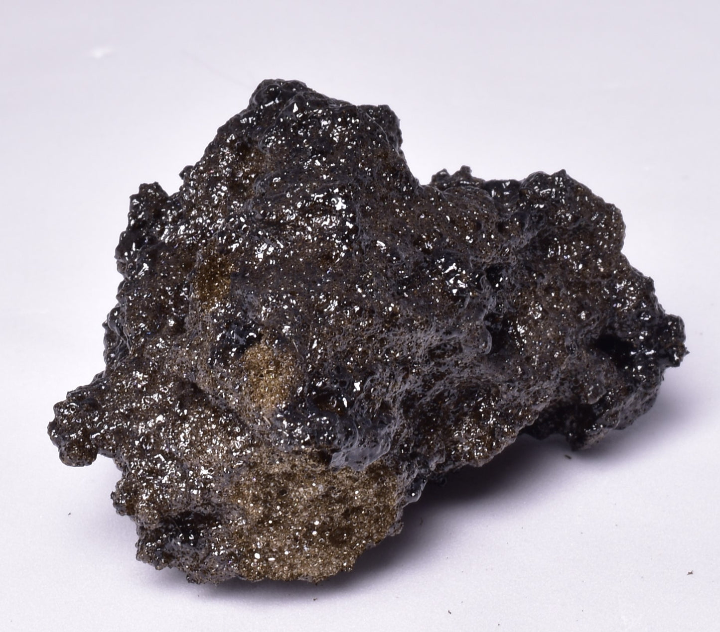 RETICULITE, VOLCANIC TEPHRA, KILAUEA VOLCANO 2018, HAWAII V07