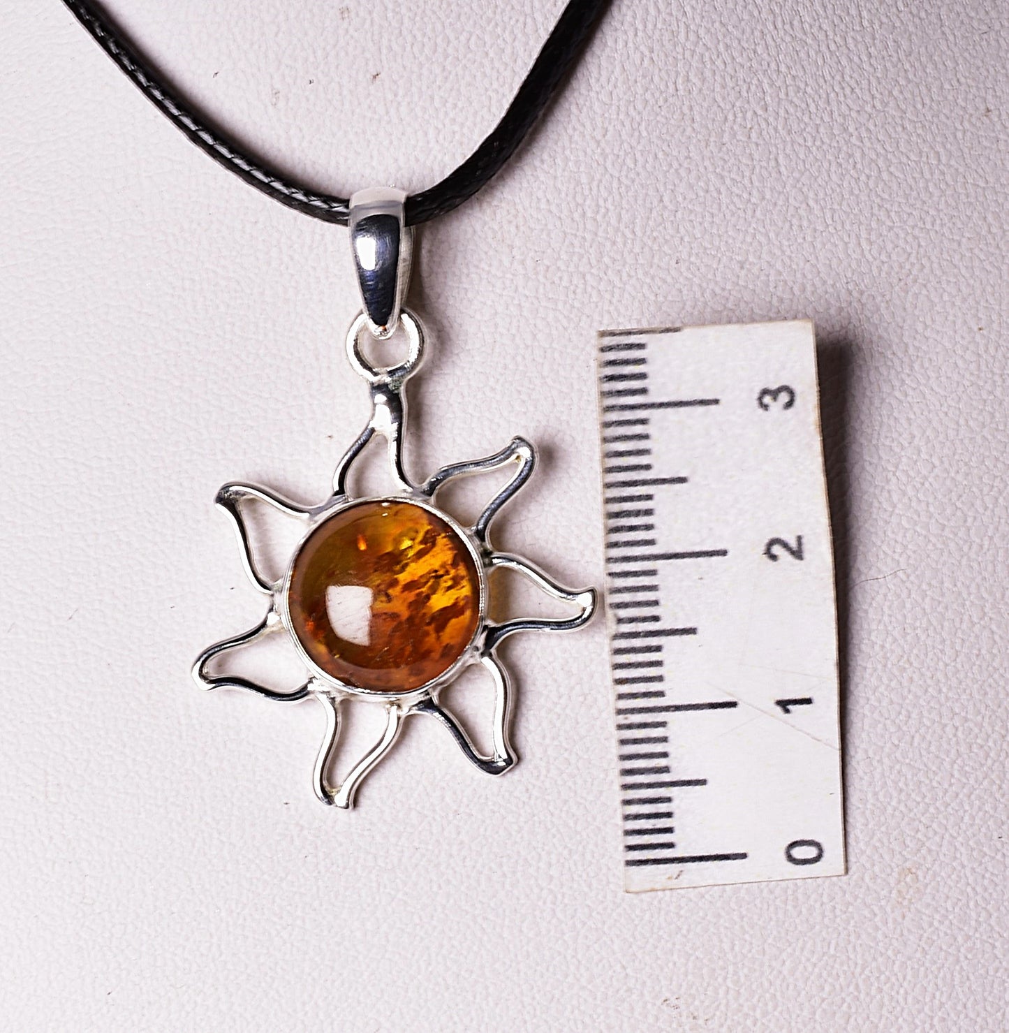 AMBER PENDANT set in STERLING SILVER J112