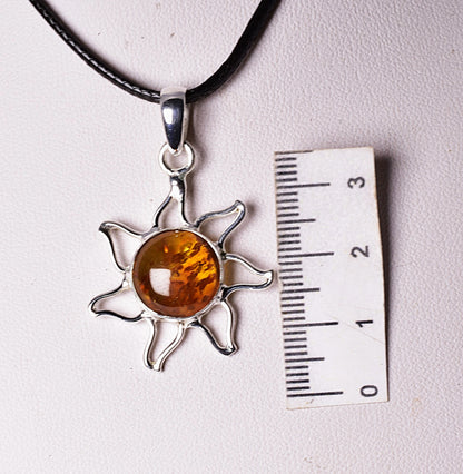 AMBER PENDANT set in STERLING SILVER J112