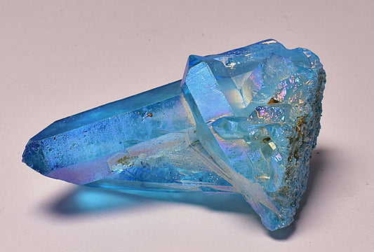 BLUE TITANIUM AURA QUARTZ POINT CLUSTER P2049