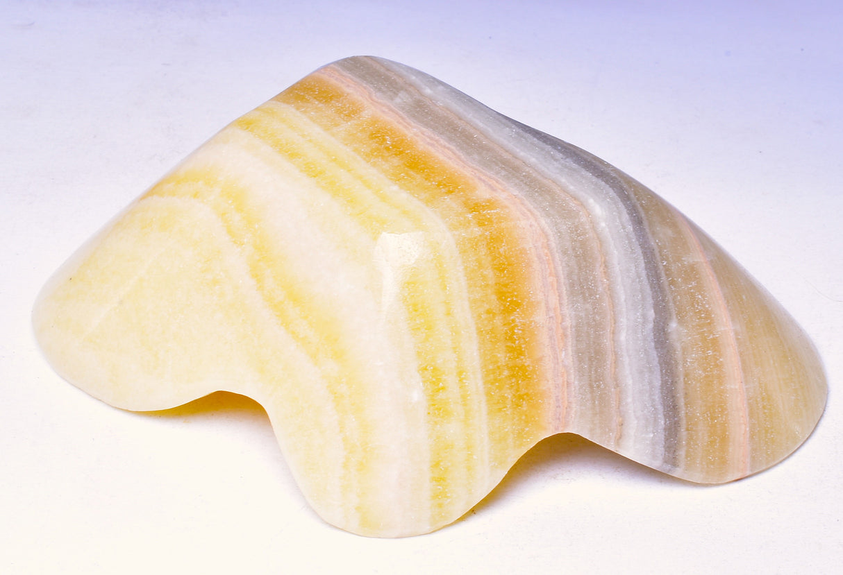 ARAGONITE BOWL CARVING 9CM P1087