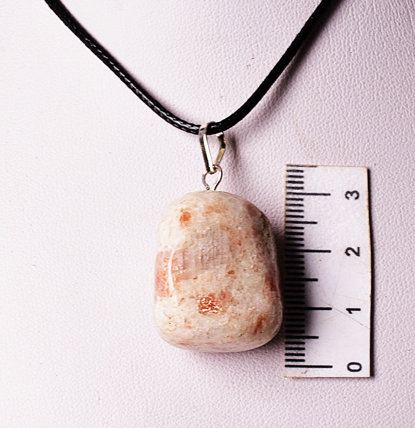 SUNSTONE CRYSTAL TUMBLE PENDANT J111