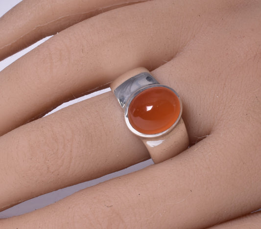 CARNELIAN RING set in STERLING SILVER, SIZE T/10 J150
