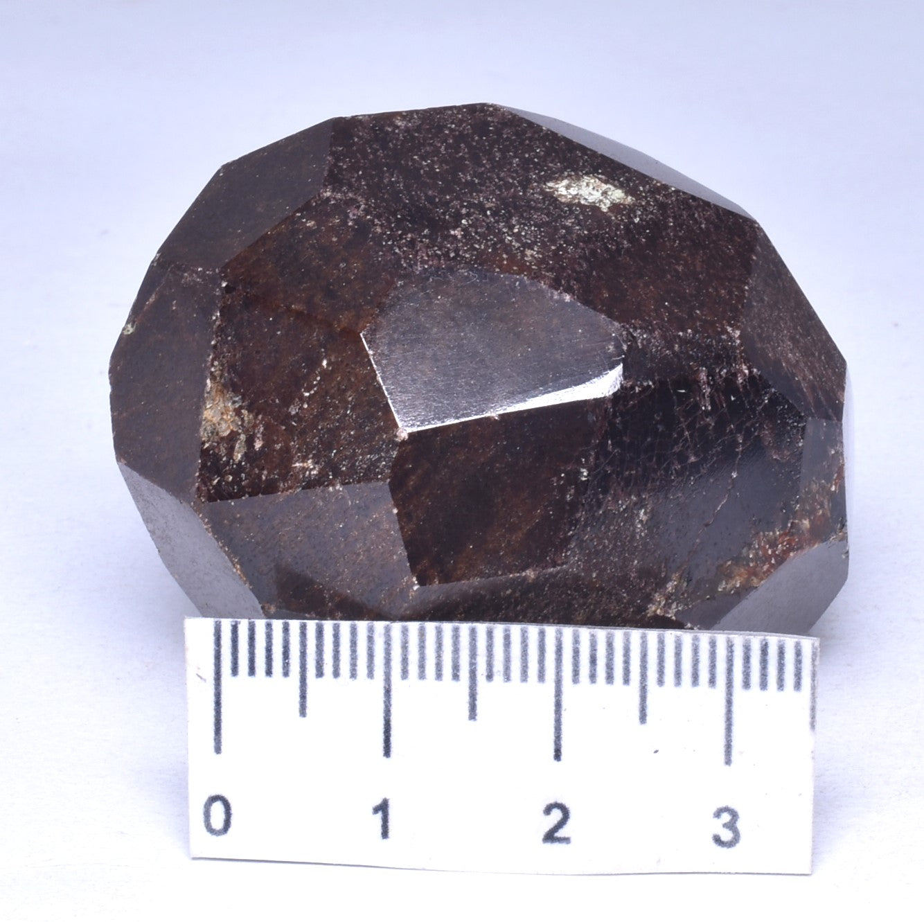 GARNET in NATURAL FORM FROM INDIA P71