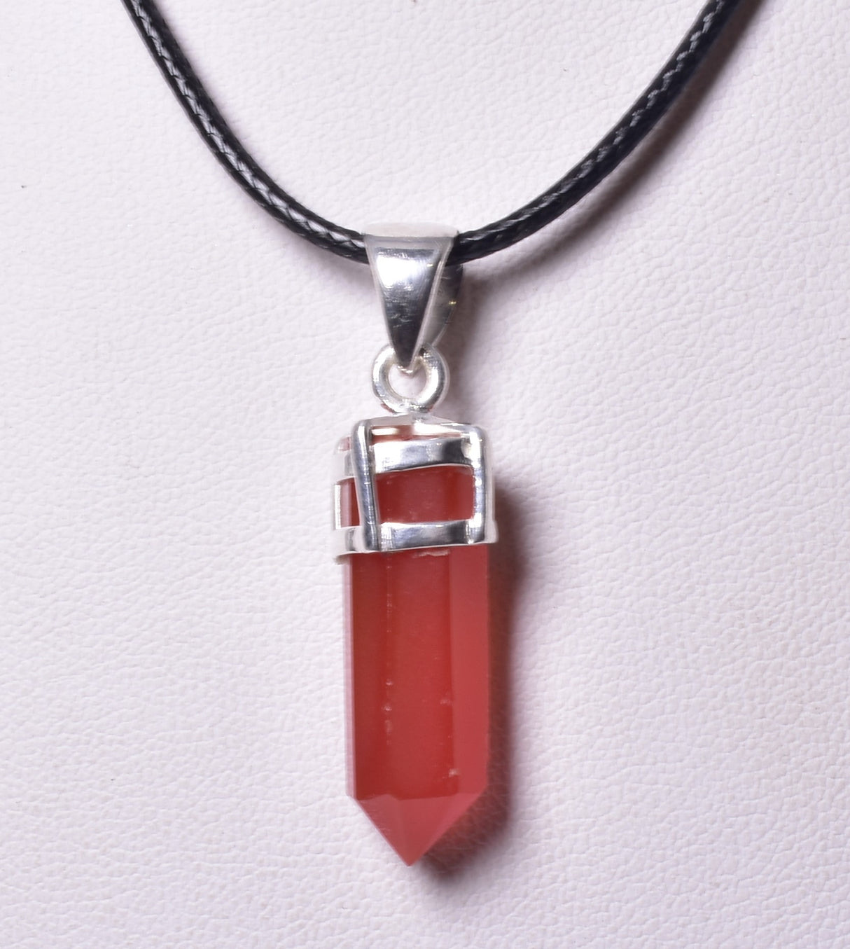 CARNELIAN POINT PENDANT set in STERLING SILVER J151