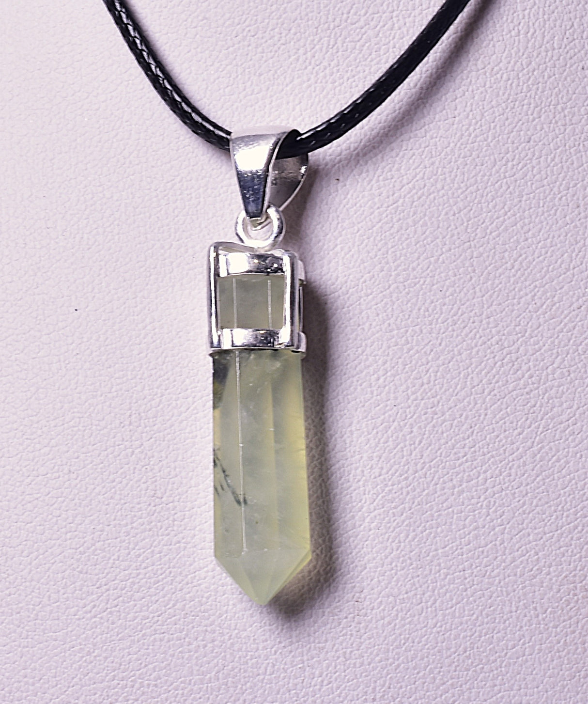 PREHNITE POINT PENDANT set in STERLING SILVER J154
