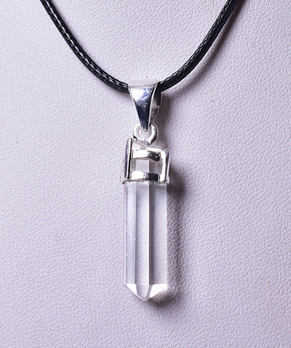 CLEAR QUARTZ POINT PENDANT set in STERLING SILVER J157