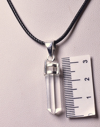 CLEAR QUARTZ POINT PENDANT set in STERLING SILVER J157