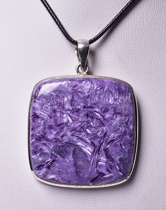 CHARIOTE SILVER PENDANT set in STERLING SILVER J147