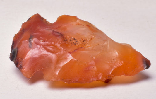 CARNELIAN POLISHED ARROW HEAD P39