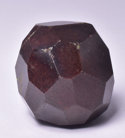 GARNET in NATURAL FORM FROM INDIA P2071