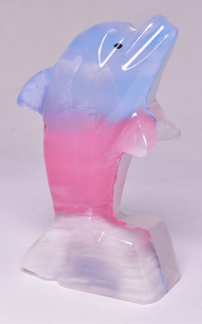 DYED ONYX DOLPHIN CARVING P820