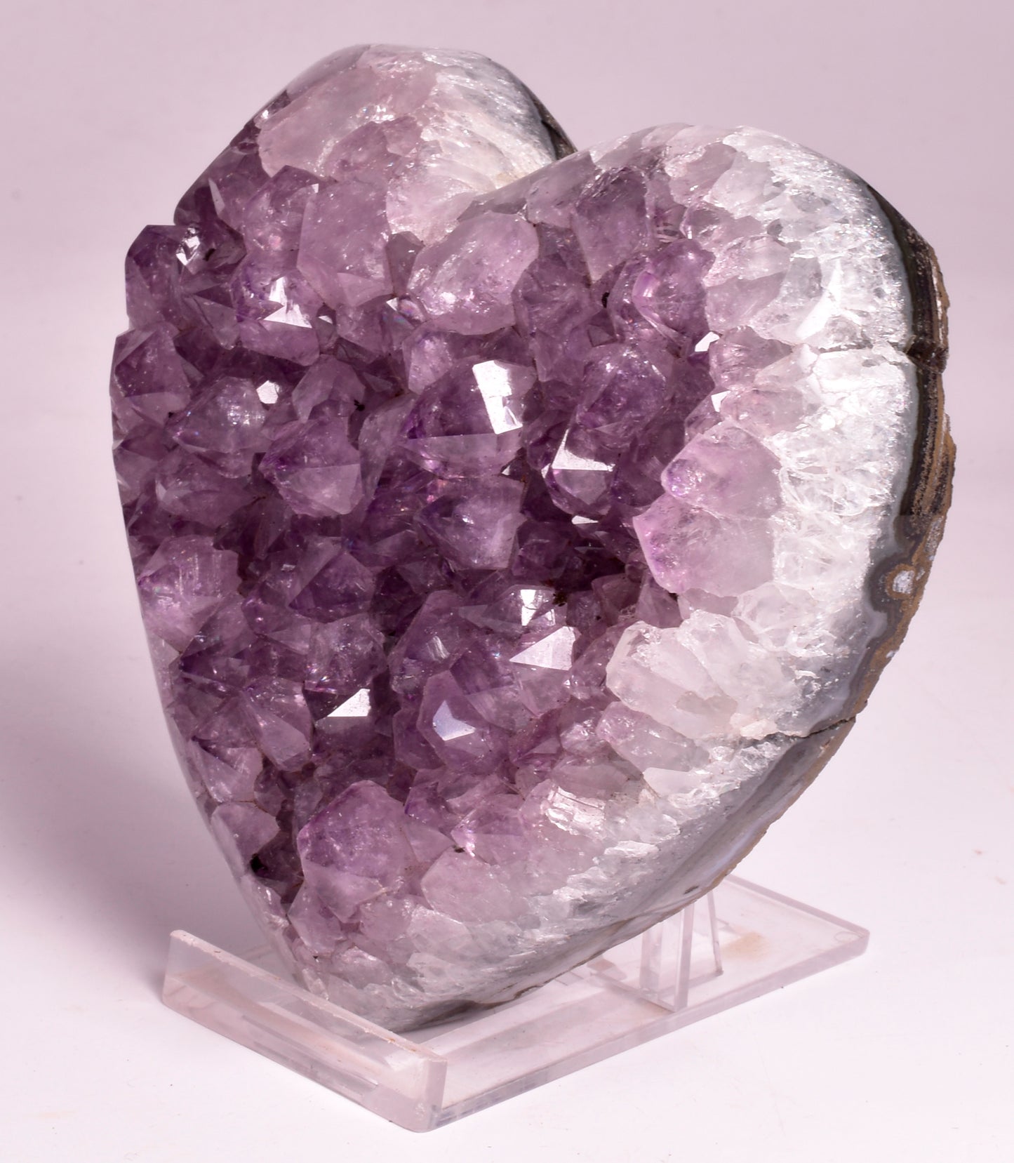 AMETHYST HEART CLUSTER P714