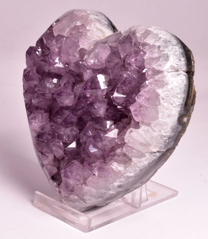 AMETHYST HEART CLUSTER P714