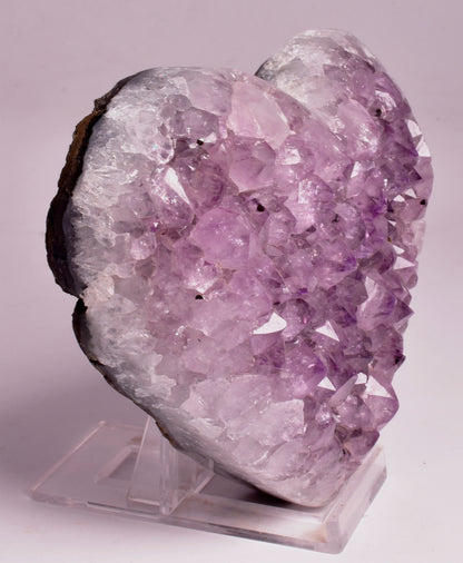 AMETHYST HEART CLUSTER P714