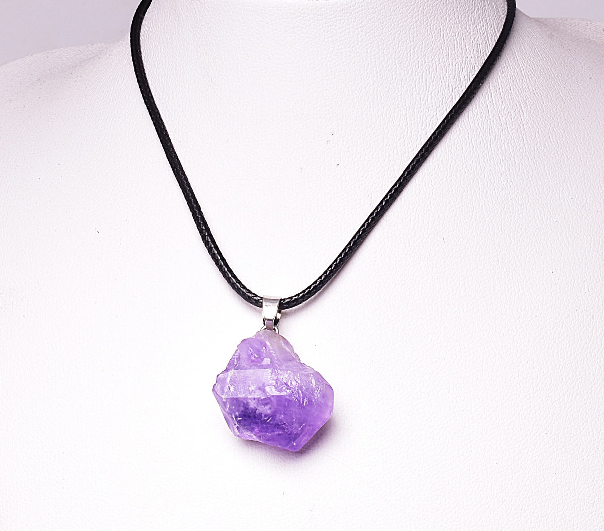 AMETHYST NATURAL POINT PENDANT ON LEATHER LOOK NECKLACE J234