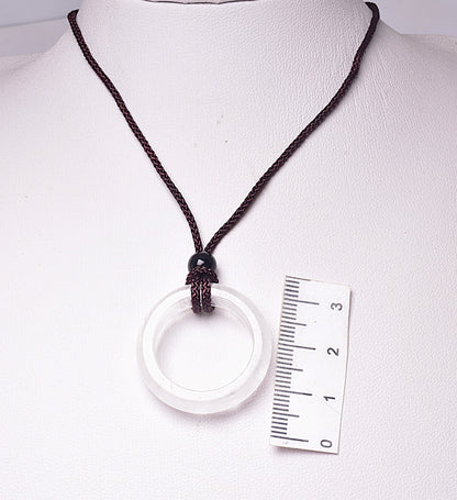 QUARTZ RING PENDANT ON CORD J236
