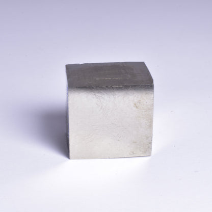 PYRITE CUBE, LA RIOJA, SPAIN M32