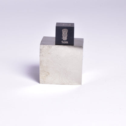 PYRITE CUBE, LA RIOJA, SPAIN M32