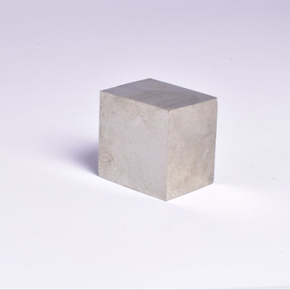 PYRITE CUBE, LA RIOJA, SPAIN M32