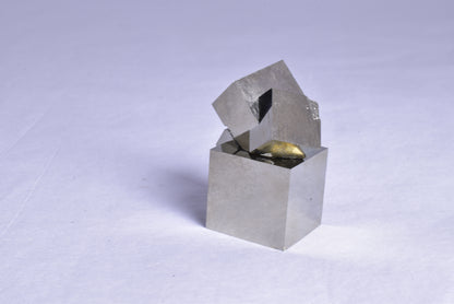 PYRITE CUBE CLUSTER, LA RIOJA, SPAIN M32