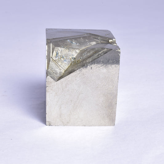 PYRITE CUBE, LA RIOJA, SPAIN M91