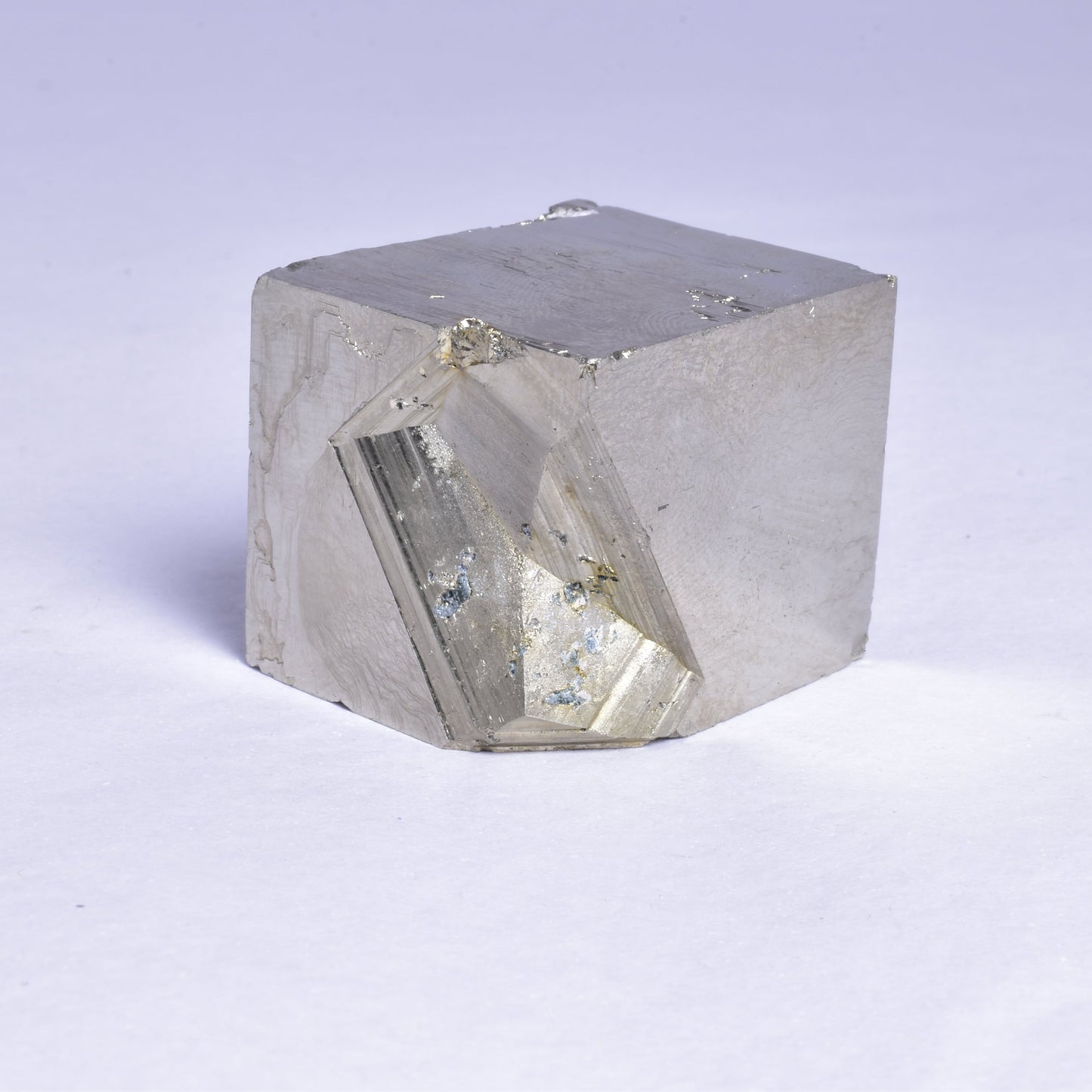 PYRITE CUBE, LA RIOJA, SPAIN M91