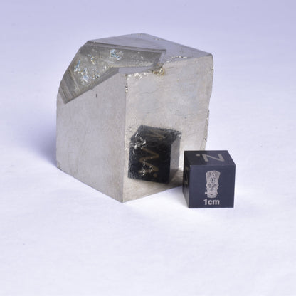 PYRITE CUBE, LA RIOJA, SPAIN M91