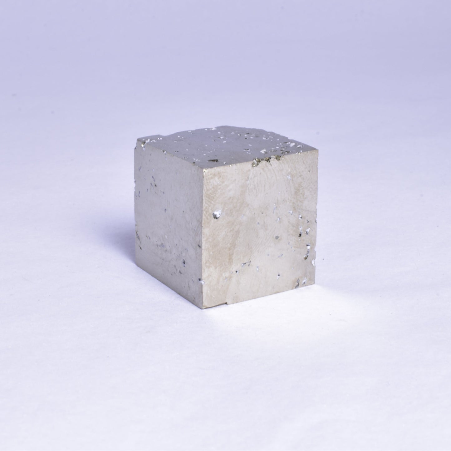 PYRITE CUBE, LA RIOJA, SPAIN M95