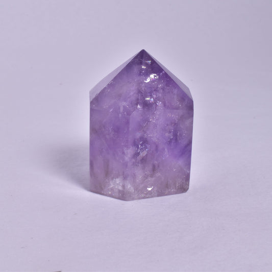 AMETHYST CRYSTAL POINT 6 SIDED P111