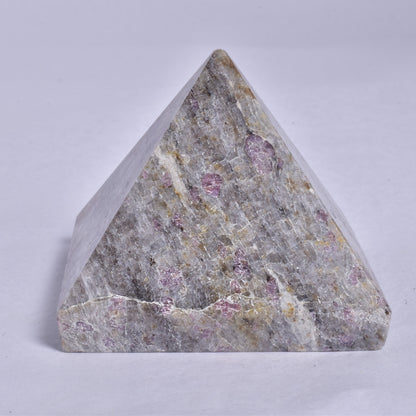 RUBY IN MATRIX CRYSTAL PYRAMID P124