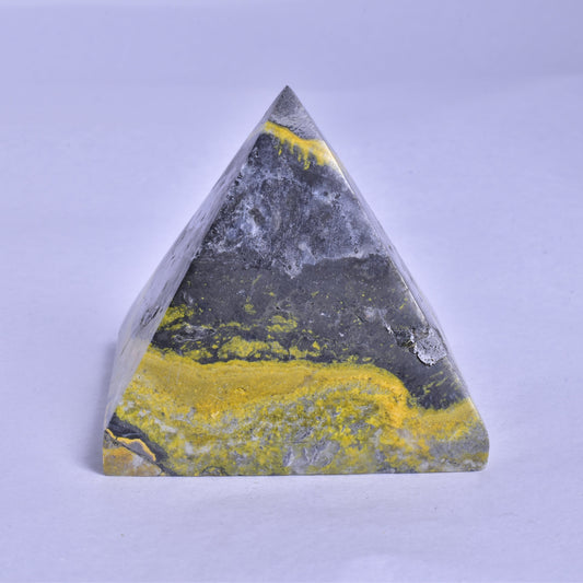 BUMBLEBEE JASPER CRYSTAL PYRAMID P944