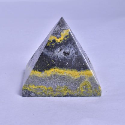 BUMBLEBEE JASPER CRYSTAL PYRAMID P944