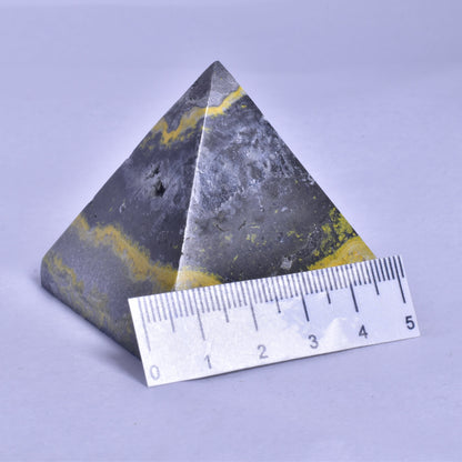 BUMBLEBEE JASPER CRYSTAL PYRAMID P944