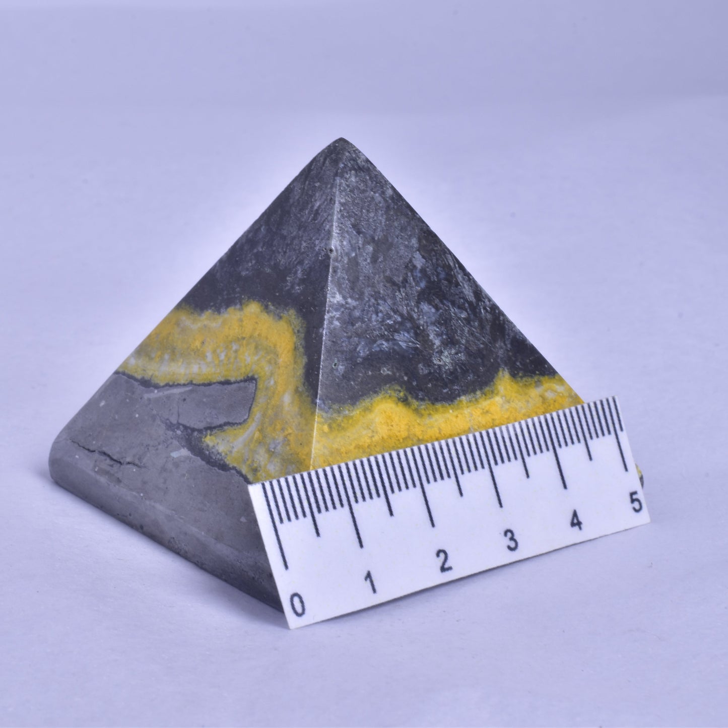 BUMBLEBEE JASPER CRYSTAL PYRAMID P945
